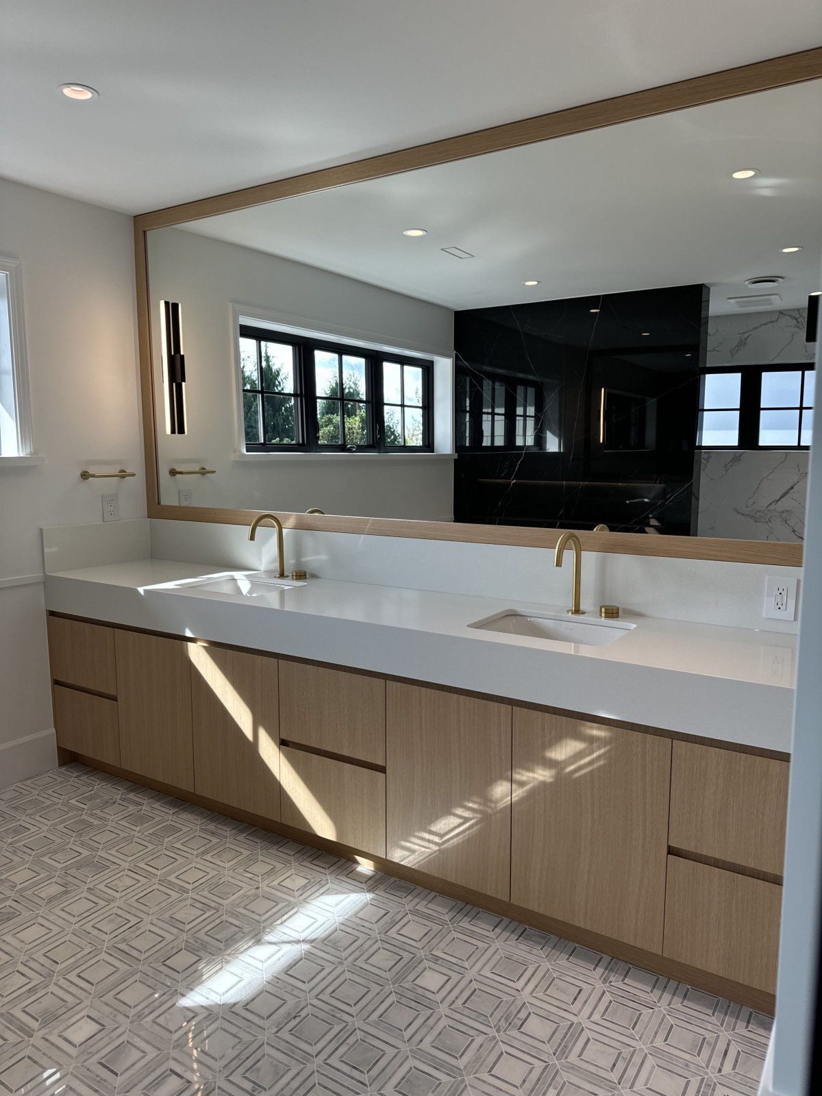 Modern Mirror Work in North Vancouver Home