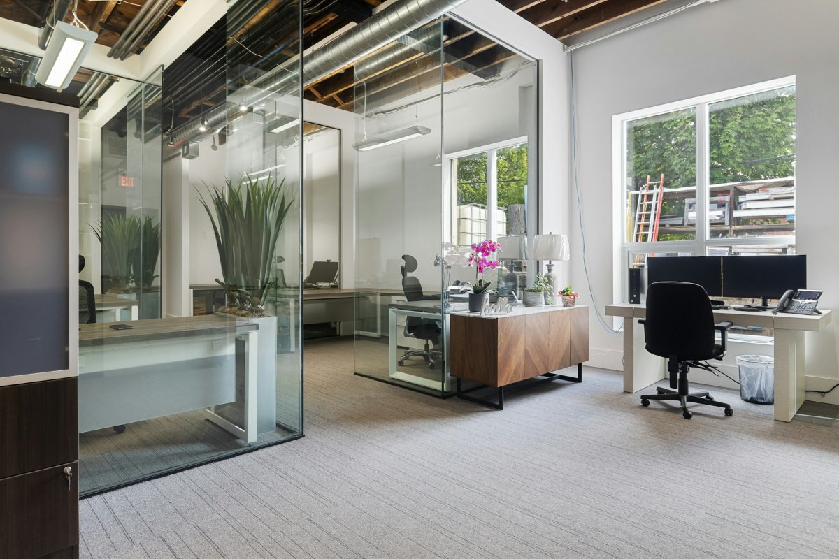 Clean Office Partitions for Port Coquitlam Workspaces